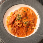 クッチーナカフェ オリーヴァ - 渡り蟹のトマトクリームソースタリアッテレ