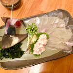 魚市場 小松 - ハギの活造り