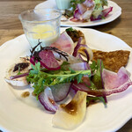 リトルネスト - サラダ仕立ての前菜