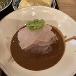 茜坂大沼 - 鯛茶漬けの鯛タワー♡タレも絶品なのですが、鯛その物の口当たりが本当に美味しい！！鯛はもちろん、ワサビも提供直前に目の前で擦ってくれるのです！丁寧なお仕事に感激！