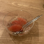 茜坂大沼 - グレープフルーツが、白ワインゼリーに合い過ぎてビックリ！！単品でこのまま売れるレベル！！ちょっとビックリ。辛党〜甘党まで満足させるタイプ！