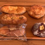 Fuji Be Kari Retoro - 本日購入したパン