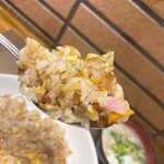 ごはんばー - 焼きめしリフト
      
      美味い！！！(◍˃̶ᗜ˂̶◍)ﾉ"