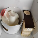 パティスリー アン サンク - 無事、持って帰ってきました(^_^)v