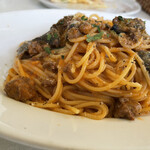 青いナポリ - ラム肉と茄子のボロネーゼソーススパゲッティ