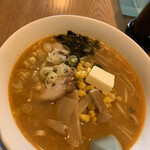 麺酒庵 こまつ - ミソバターラーメン