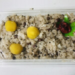 まんえい堂 - 栗おこわ＝４００円