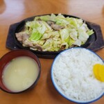 ばくにく亭 - 焼肉鉄板定食