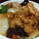 台湾料理 百味鮮 - 鶏肉の黒胡椒炒丼☆  テイクアウト