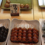 禅寺丸本舗 - おだんごさん！　黒糖まんじゅうも美味しいですょ(*^_^*)