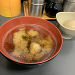 Kushitetsu - 味噌汁の具はつくね団子1個