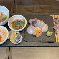 小野の離れ 博多本店 - お刺身