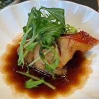 小野の離れ 博多本店 - きんきの煮付け