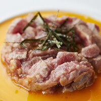 黒毛和牛ユッケ