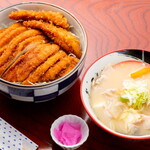 Tonkara Shokudou - 俺のチキンソースカツ丼（豚汁大）
