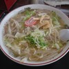 塩苅食堂 - もつ野菜ラーメン