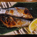 魚屋はちまき - ランチのさんま塩焼き