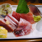 魚屋はちまき - ランチのお刺身