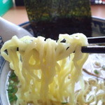 らぁ麺屋まるみ - 手揉み縮れ麺