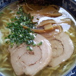 らぁ麺屋まるみ - 黄金の塩スープ