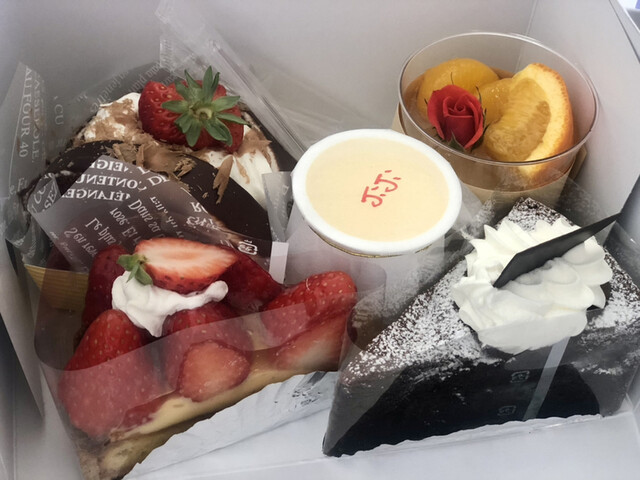 JiJi （ジジ） - 田県神社前/ケーキ | 食べログ