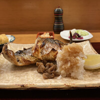 赤坂とゝや魚新 - 鯖塩焼き。 赤坂とゝや魚新 - 鯖塩焼き。