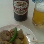 大関食堂 - 野菜の煮付けとビール