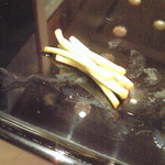 銀座 久兵衛 - わけぎの根の醤油漬