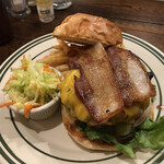 202101  自家製ベーコンチーズバーガー