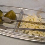 カシミール - キュウリのピクルスとチーズ