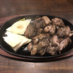 Doko - 若鶏のモモ炭火焼き