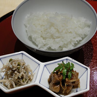 わ道行 - 白飯、ちりめん山椒、マグロの大和煮