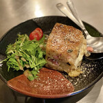 路地裏鉄板 こたろう - 焼きポテサラ