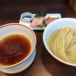 とものもと - つけ麺（950円）