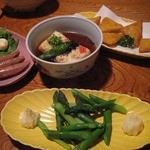 ふじ村 - グリーンアスパラ 茹で上げ＆ドイツソーセージ＆揚げだし豆腐＆チーズ揚げ