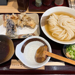 純愛うどん なでしこ - ひやかけ・鶏天・舞茸天・なす天