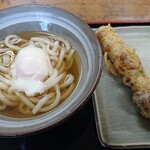 浅月 - かけうどん小352円(ネギ抜き)+トッピング温泉たまご88円、ちくわ天143円