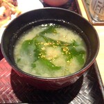 Ootoya - 味噌汁には七味を投入