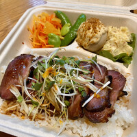 ラ・ボンヌターブル - 