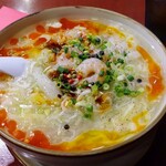 胡椒饅頭KIKI - サンラー胡椒麺