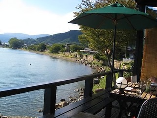 滋賀 琵琶湖 絶景のレイクビューが素晴らしい 湖畔のカフェ レストラン 食べログまとめ 滋賀 琵琶湖 絶景のレイクビューが素晴らしい 湖畔のカフェ レストラン 食べログまとめ