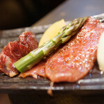 大衆炭火焼肉ジンギスカン ホルモン酒場 風土. - サガリ、ざぶとん