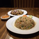 ネパールステーション - チキンフライドライス＆チャナアンダフライ