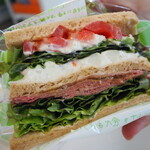 コウジ サンドイッチ - ローストビーフアメリカンダイナー