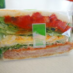 コウジ サンドイッチ - えびかつオーロラソース仕上げ