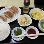 Kisshou rou - 餃子とニラ玉定食