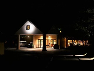 Breston Court Yukawatan