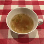 銀座シシリア - サービスの野菜スープ
