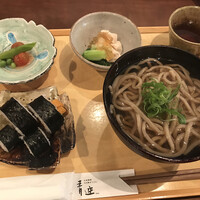 自家製粉石臼挽きうどん 青空blue 本店 - 