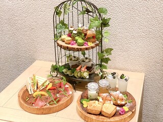 新宿のカフェで女子会!ゆっくりできるお店や個室など20選 [食べログ
